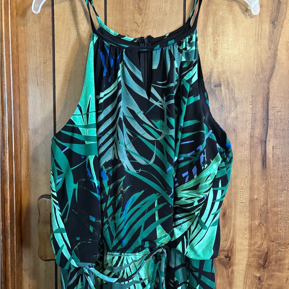 London Times Green Halter Jumpsuit with Tie Detail.  Like New - Picture 6 of 8